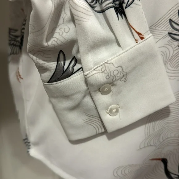 Ann Taylor Factory Flying Cranes V-neck Long-Sleeve Blouse, Size LP - Picture 5 of 10